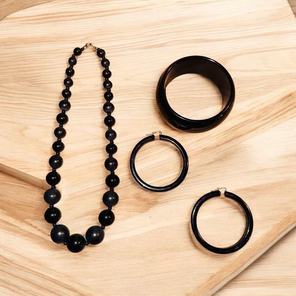 Black Vintage Plastic Pearl Necklace Braclets Costume Jewellery Bundle Set